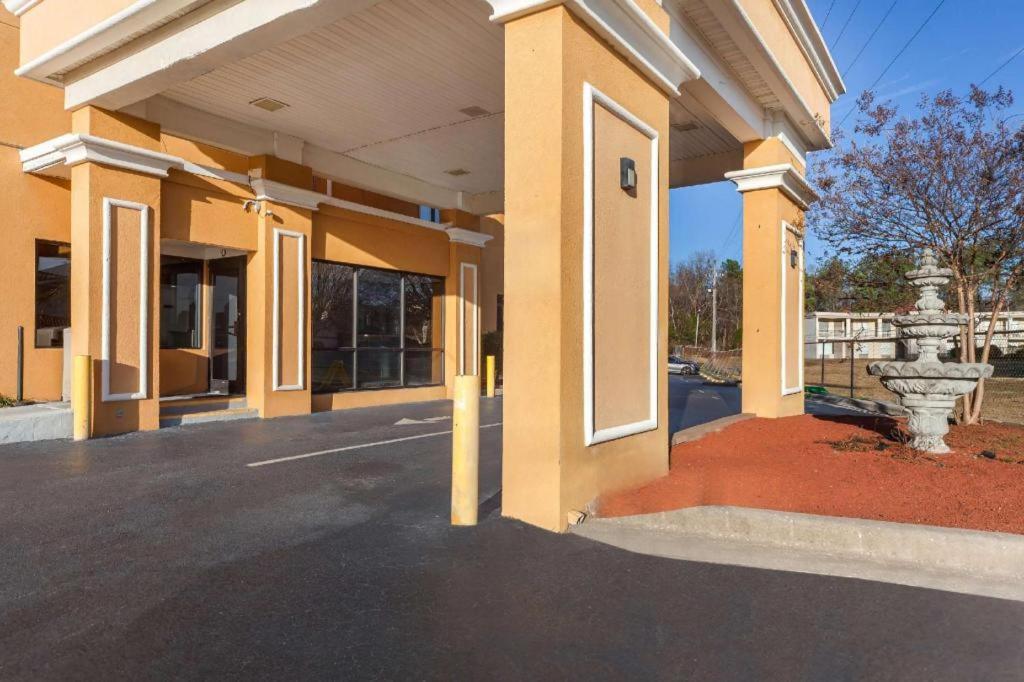 Rodeway Inn Lumberton Eksteriør billede